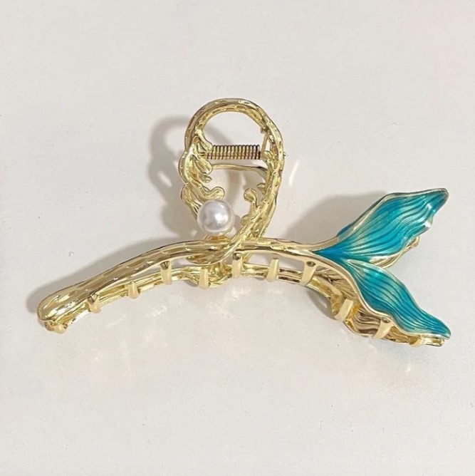 Mermaid Tail Pearl Hair Clip - Image 2
