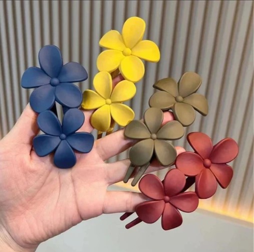 Flower Hair Claw Clips for Women & girl - Image 3